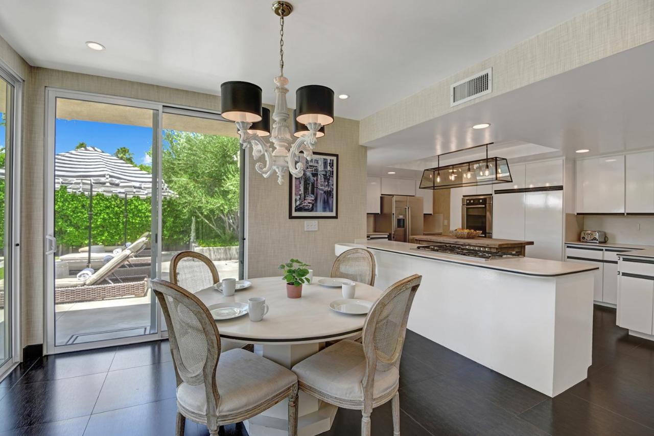 Canyon Palms Estate- Ultra-Luxe, Pool, Spa, Firepit, Outdoor Kitchen & More بالم سبرينغس المظهر الخارجي الصورة