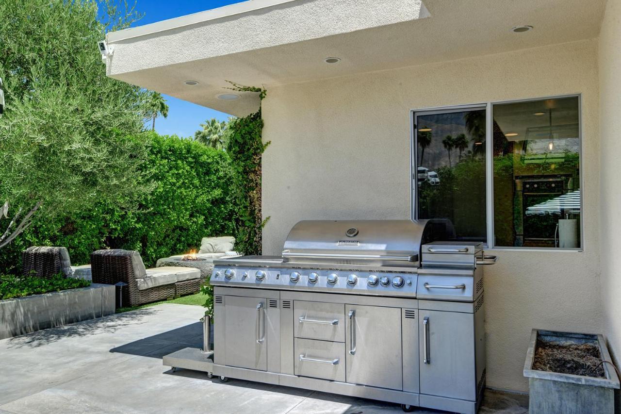 Canyon Palms Estate- Ultra-Luxe, Pool, Spa, Firepit, Outdoor Kitchen & More بالم سبرينغس المظهر الخارجي الصورة